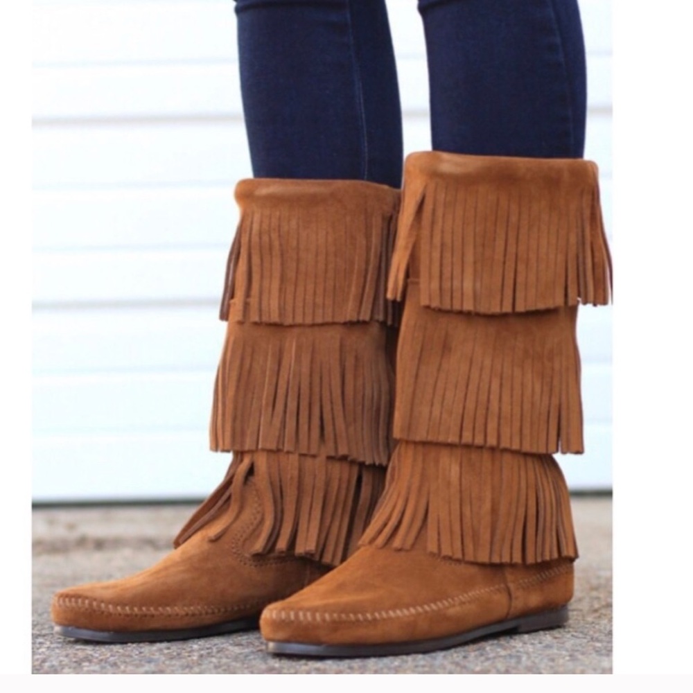 Vintage Minnetonka Women's Suede 3-Layer Fringe Moccasin Coachella Boots Sz 7‎